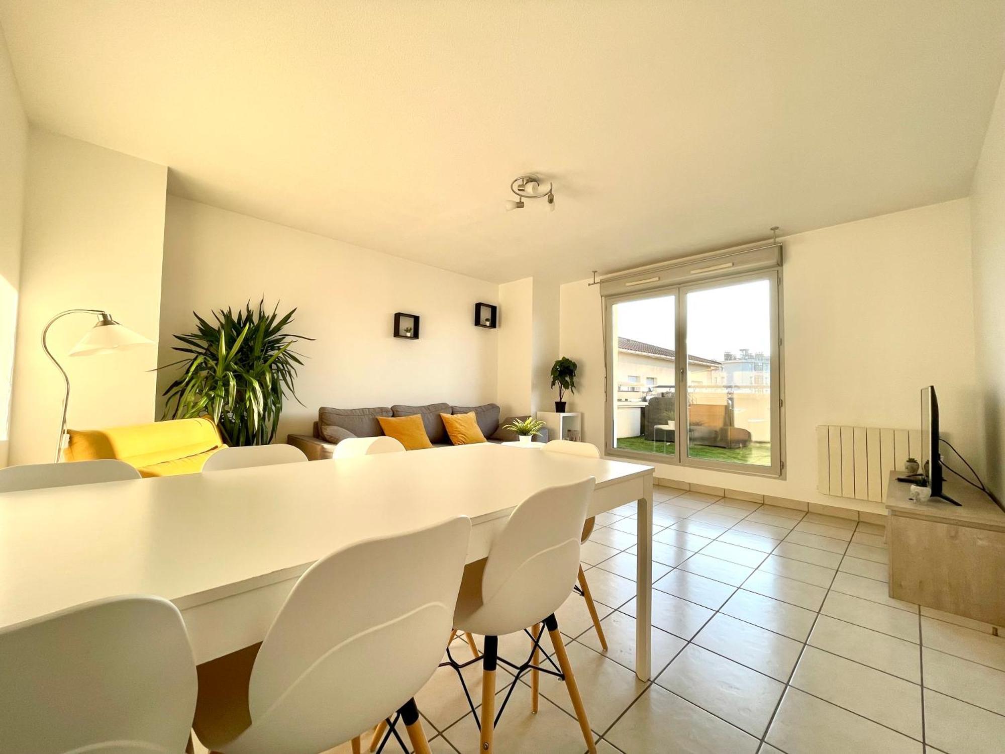Bngo I Immense Rooftop Lyon I 2 Chambres, 4 Places Parkings, 2 Immenses Terrasses, 8 Personnes Exterior foto